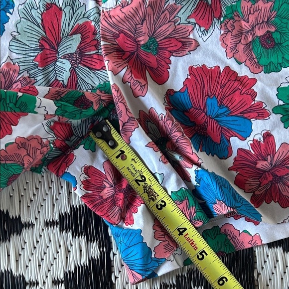 Banana Republic High Waist Floral Shorts - Multicolor  C - Picture 8 of 8